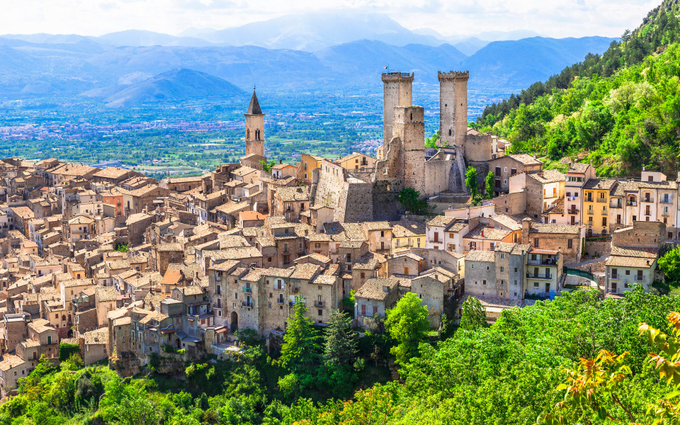 medieval-villages-of-Italy